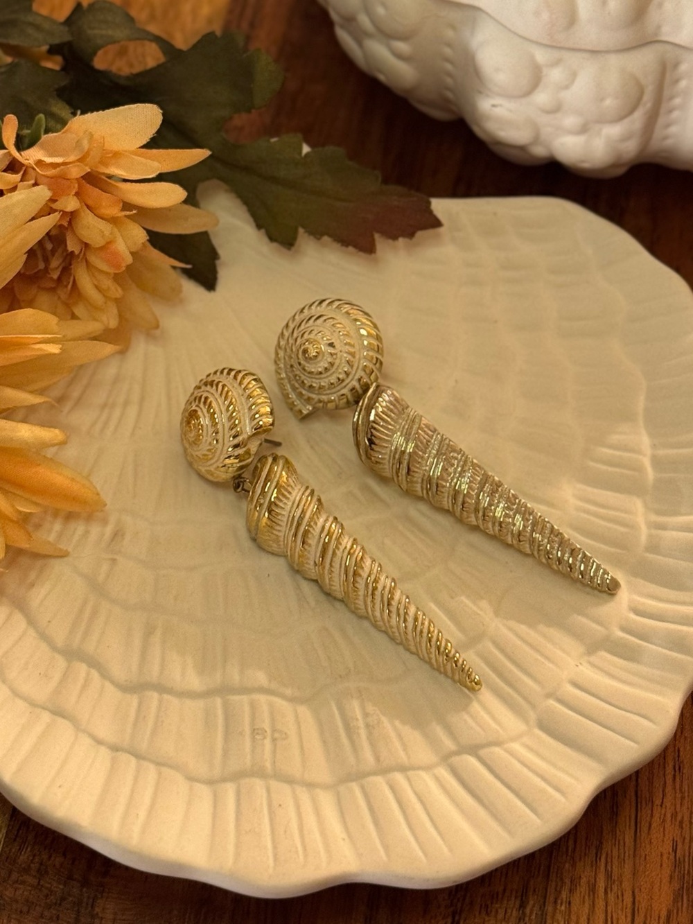 Gold Spiral Shell Drop Vintage Earrings - Picture 12 of 16
